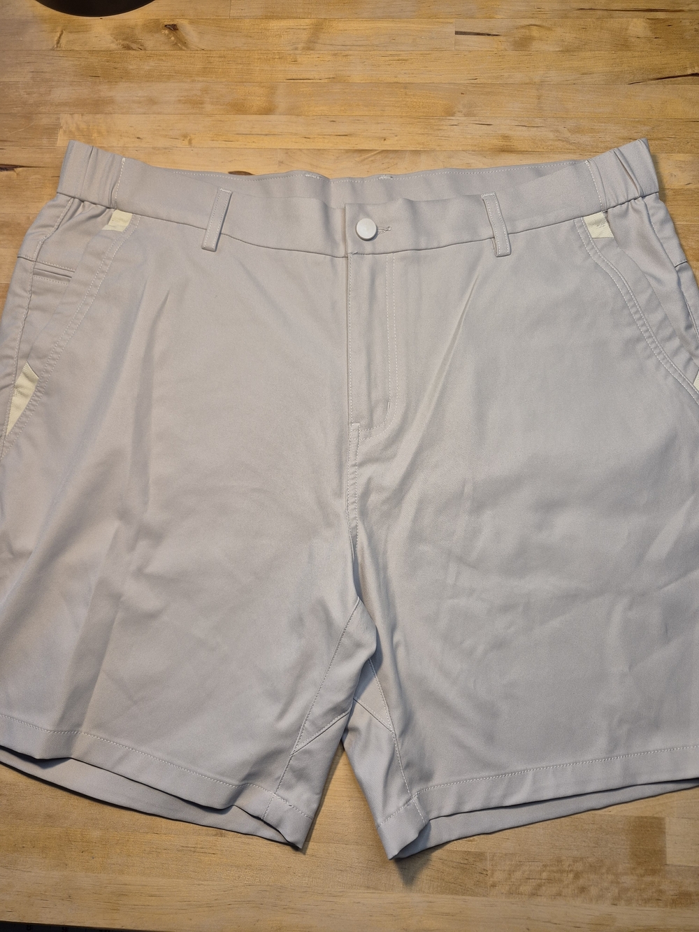 Men's Light Khaki Flat-Front Performance Shorts
